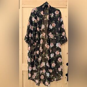 Forever 21 Black Floral Kimono